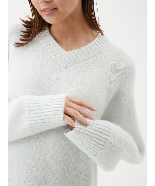 セール】スパンコールVネックシャギーニット（ニット/セーター）｜Mila