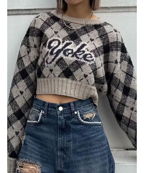 EMODA（エモダ）の「チェックロゴオーバーニット（ニット/セーター・レディース・アイボリー/グレー/ベージュ・SMALL/MEDIUM）」の19枚目の写真