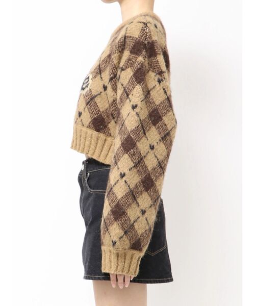 EMODA(エモダ)の「チェックロゴオーバーニット(ニット/セーター・レディース・アイボリー/グレー/ベージュ・SMALL/MEDIUM)」の14枚目の写真
