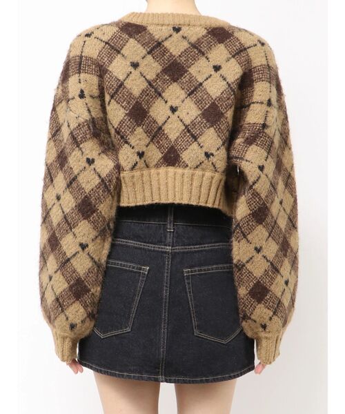 EMODA(エモダ)の「チェックロゴオーバーニット(ニット/セーター・レディース・アイボリー/グレー/ベージュ・SMALL/MEDIUM)」の7枚目の写真
