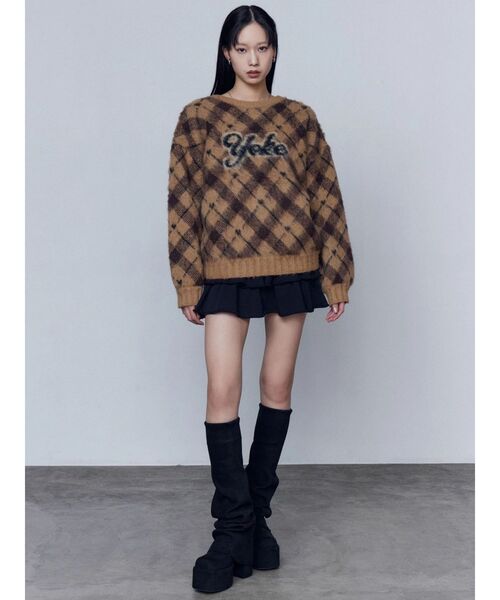 EMODA（エモダ）の「チェックロゴオーバーニット（ニット/セーター・レディース・アイボリー/グレー/ベージュ・SMALL/MEDIUM）」の9枚目の写真