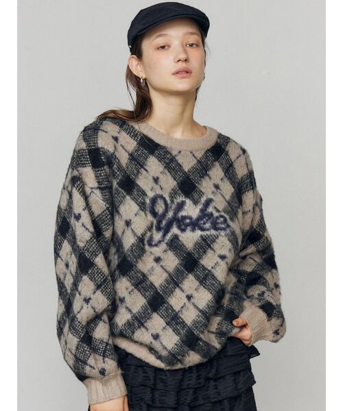 EMODA（エモダ）の「チェックロゴオーバーニット（ニット/セーター・レディース・アイボリー/グレー/ベージュ・SMALL/MEDIUM）」の11枚目の写真