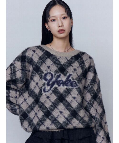 EMODA（エモダ）の「チェックロゴオーバーニット（ニット/セーター・レディース・アイボリー/グレー/ベージュ・SMALL/MEDIUM）」の14枚目の写真