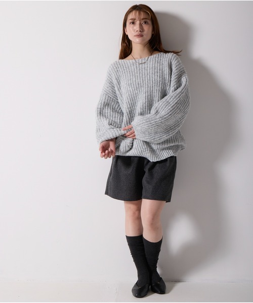 OandI（オーアンドアイ）の「ローゲージオーバーサイズニットプルオーバー（ニット/セーター・レディース・ホワイト/グレー・M/24(36)）」の20枚目の写真