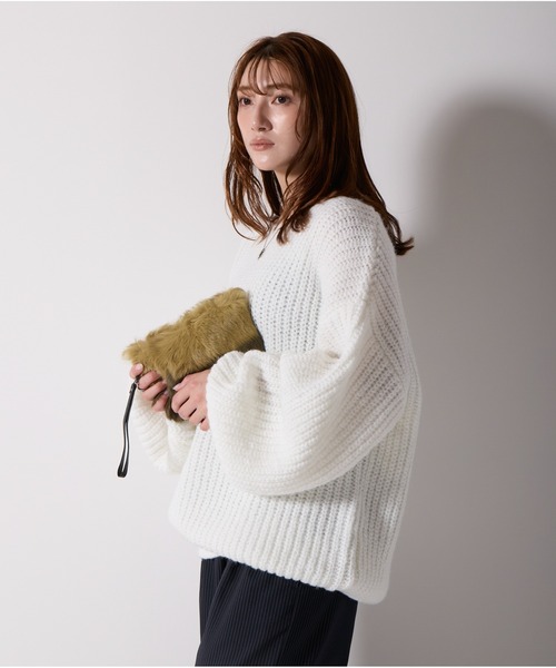 OandI（オーアンドアイ）の「ローゲージオーバーサイズニットプルオーバー（ニット/セーター・レディース・ホワイト/グレー・M/24(36)）」の14枚目の写真