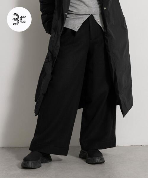 THE GOODLAND MARKET(ザグッドランドマーケット)の「cwtch WOOL SLIT WIDE PANTS(その他パンツ・レディース・ブラック/アイボリー/グレー・FREE)」の1枚目の写真