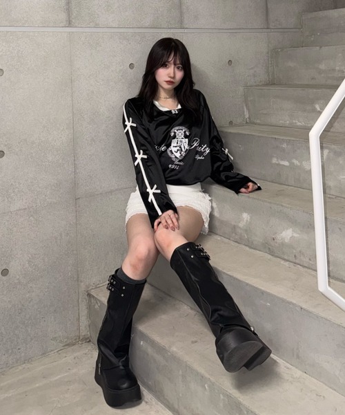Lae（レイ）の「フロントロゴリボンユニフォームTシャツ（Tシャツ/カットソー・レディース・ホワイト/ブラック・MEDIUM/SMALL）」の8枚目の写真