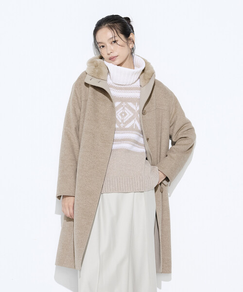 K.T KIYOKO TAKASE（キヨコタカセ）の「アンゴラウール スタンドフーデットコート（その他アウター・レディース・ブラック/ライトグレー/モカ・7号/9号）」の9枚目の写真