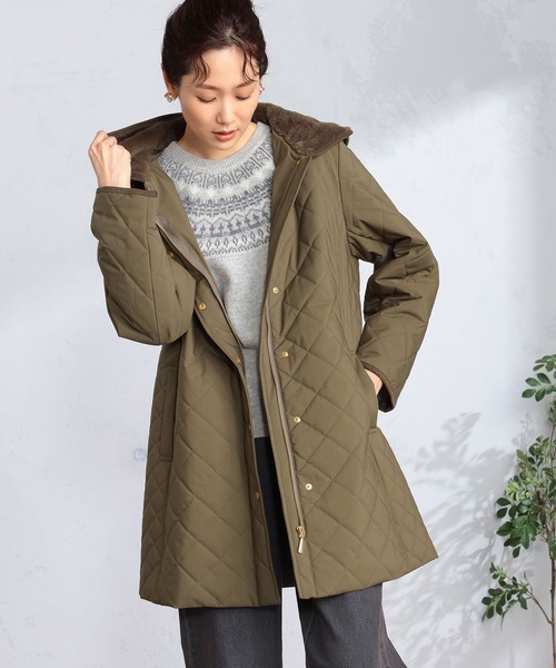 GALLORIA（ギャローリア）の「ボア使い中綿キルトコート（その他アウター・レディース・カーキ/ネイビー・S/M/LL/L）」の7枚目の写真