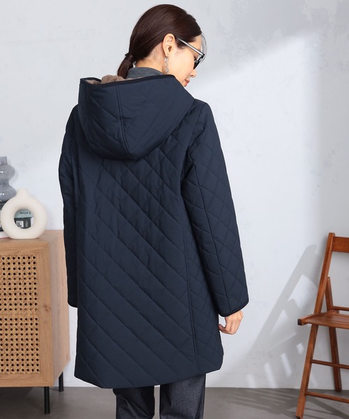 GALLORIA（ギャローリア）の「ボア使い中綿キルトコート（その他アウター・レディース・カーキ/ネイビー・S/M/LL/L）」の3枚目の写真