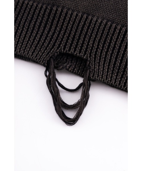 SUPPLIER（サプライヤー）の「ニット｜Distressed Multiple Cross Leather Patch Crew Knit｜SUPPLIER（ニット/セーター・メンズ・ブラック/ベージュ・LARGE/MEDIUM/X-LARGE/SMALL）」の13枚目の写真