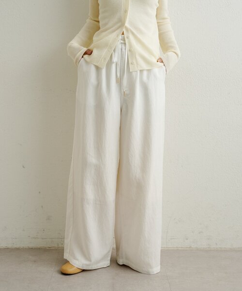 Omekashi（オメカシ）の「ピグメントライクイージーパンツ（その他パンツ・レディース・ブラウン/ブラック/オフホワイト・36/38）」の5枚目の写真