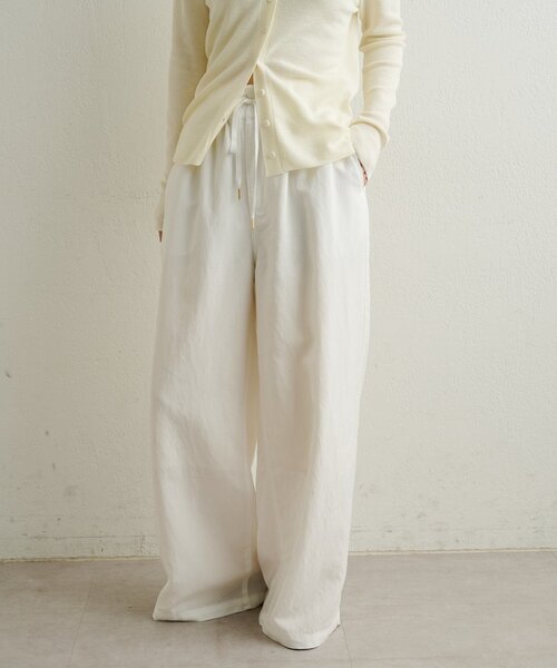 Omekashi（オメカシ）の「ピグメントライクイージーパンツ（その他パンツ・レディース・ブラウン/ブラック/オフホワイト・36/38）」の11枚目の写真