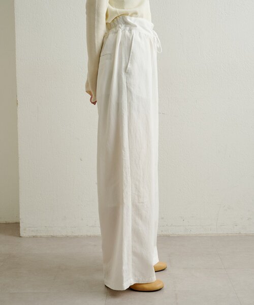 Omekashi（オメカシ）の「ピグメントライクイージーパンツ（その他パンツ・レディース・ブラウン/ブラック/オフホワイト・36/38）」の20枚目の写真