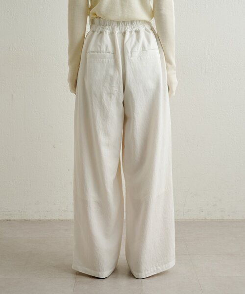 Omekashi（オメカシ）の「ピグメントライクイージーパンツ（その他パンツ・レディース・ブラウン/ブラック/オフホワイト・36/38）」の21枚目の写真