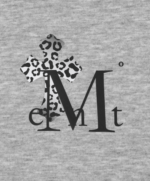 MUCENT（ムセント）の「サハラグラデーションヒョウ柄クロススモールロゴスウェット男女共用（2カラー）（スウェット・レディース・ブラック/グレー・FREE）」の7枚目の写真
