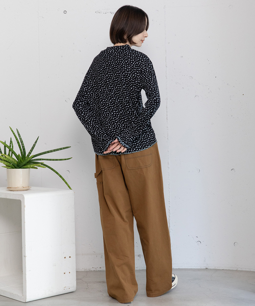 POU DOU DOU(プードゥドゥ)の「モックネックトップス(Tシャツ/カットソー・レディース・ブラック/アイボリー/ブルー/ピンク・M)」の10枚目の写真