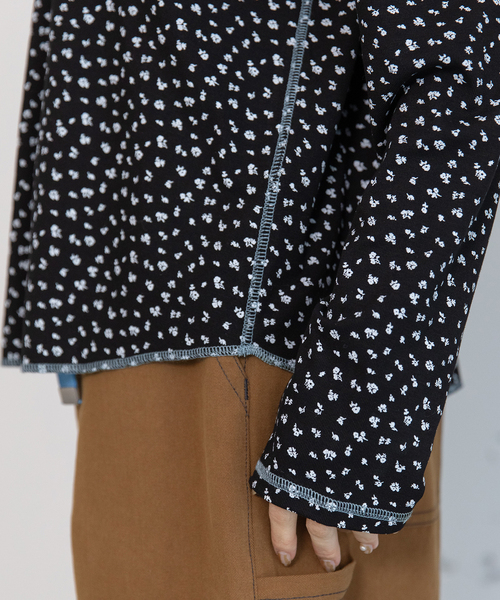 POU DOU DOU(プードゥドゥ)の「モックネックトップス(Tシャツ/カットソー・レディース・ブラック/アイボリー/ブルー/ピンク・M)」の11枚目の写真