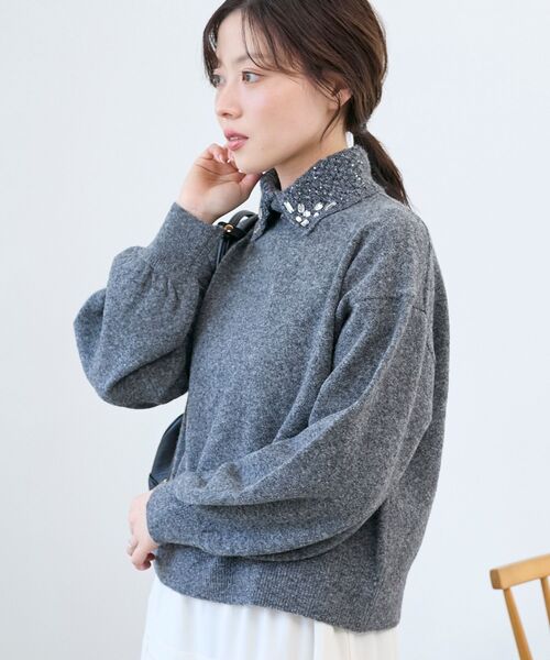 le.coeur blanc（ルクールブラン）の「2wayスパンコール襟ニット（ニット/セーター・レディース・ブラック/グレー・38）」の7枚目の写真