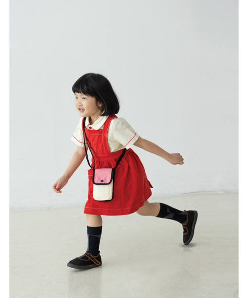HOWKIDSFUL(ハウキッズフル)の「PHONE BAG (BLACK)(メッセンジャーバッグ・レディース・その他・FREE)」の5枚目の写真