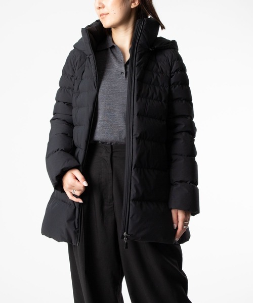 HERNO（ヘルノ）の「HERNO 2 LAYER PRO METEO A-SHAPE DOWN JACKET ヘルノ 2レイヤー プロメテオ Aシェイプ  ダウンジャケット（ダウンジャケット/コート・レディース・ブラック・40）」の3枚目の写真