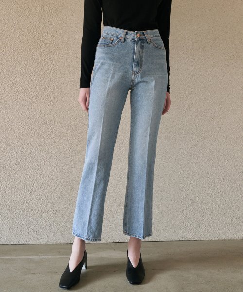 ラインストレートデニムパンツ