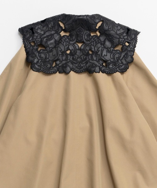 MAISON SPECIAL（メゾンスペシャル）の「Lace Collar Tent Flare Trench Coat/レースカラーテントフレアトレンチコート（トレンチコート・レディース・ベージュ/ブラック・FREE）」の17枚目の写真