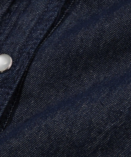 VICKY（ビッキー）の「パデッドデニムビッグシャツ≪洗濯機で洗える≫（シャツ/ブラウス・レディース・ネイビー/ブラック・M）」の16枚目の写真
