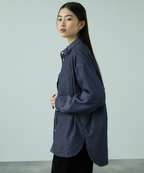 VICKY（ビッキー）の「パデッドデニムビッグシャツ≪洗濯機で洗える≫（シャツ/ブラウス・レディース・ネイビー/ブラック・M）」の18枚目の写真