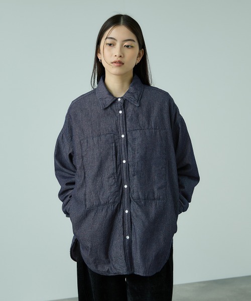 VICKY（ビッキー）の「パデッドデニムビッグシャツ≪洗濯機で洗える≫（シャツ/ブラウス・レディース・ネイビー/ブラック・M）」の21枚目の写真