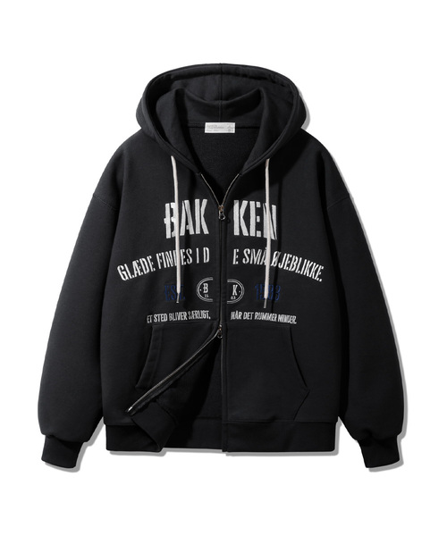 BAKKEN(バッケン)の「フォーシーズン刺繍ツーウェイフードジップアップ BK7993_ブラック(パーカー・メンズ・ブラック・1/2/3)」の1枚目の写真