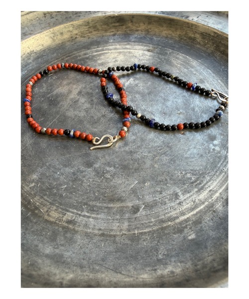 VIVIFY（ビビファイ）の「ブレスレット/ラウンドストーン&ナバホパール（ブレスレット・メンズ・レッド/ブラック・MENS）」の4枚目の写真