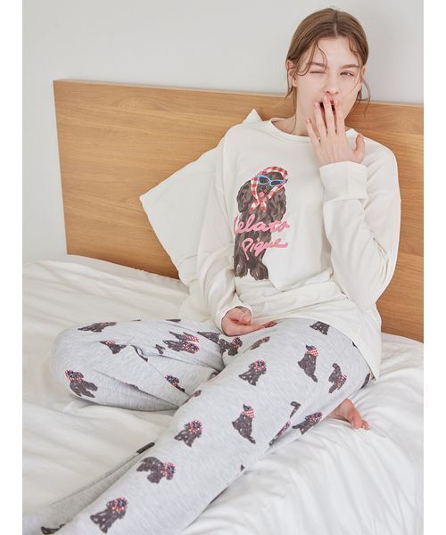 gelato pique（ジェラートピケ）の「スカーフDOGワンポイントロンT