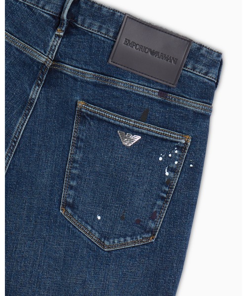 EMPORIO ARMANI(エンポリオアルマーニ)の「【エンポリオ アルマーニ】スリムフィットジーンズ J06 デニム ペイントスポット(デニムパンツ・メンズ・インディゴブルー・27inch/31inch/33inch/34inch/36inch)」の6枚目の写真