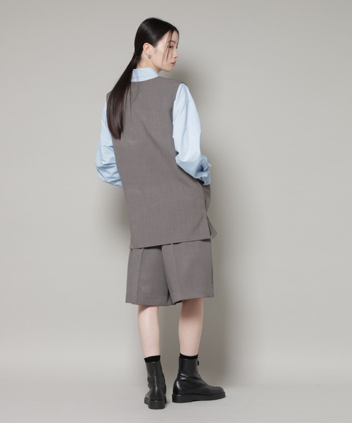 NANO universe（ナノユニバース）の「Vネックベスト×ハーフパンツ セットアップ（ベスト・レディース・グレー/ブラック/ベージュ・FREE）」の18枚目の写真