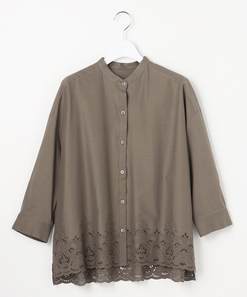 自由区（ジユウク）の「エンブロイダリーブロードバンドカラー ブラウス（シャツ/ブラウス・レディース・ベージュ系1/アイボリー系/カーキ系/サックスブルー系1・44/46）」の12枚目の写真