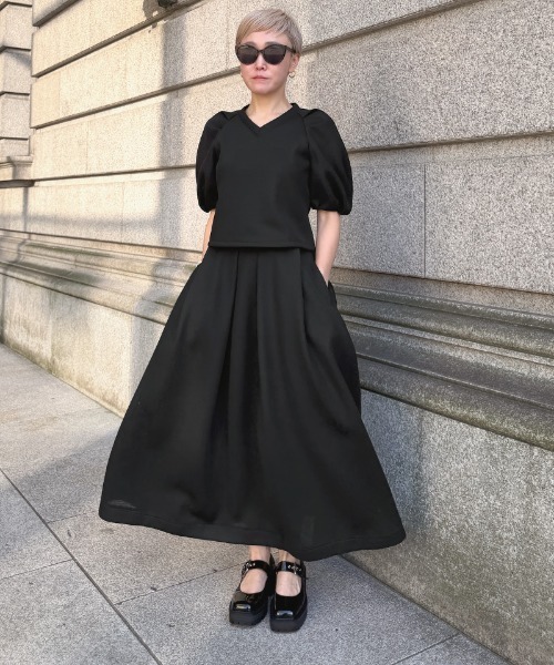 JENNE（ジェンヌ）の「タックダンボールニットスカート（スカート・レディース・ホワイト/ブラック/グレー・SMALL/MEDIUM/LARGE）」の11枚目の写真