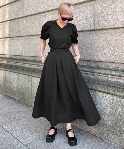 JENNE（ジェンヌ）の「タックダンボールニットスカート（スカート・レディース・ホワイト/ブラック/グレー・SMALL/MEDIUM/LARGE）」の5枚目の写真