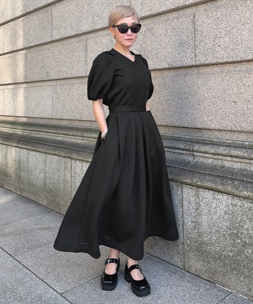 JENNE（ジェンヌ）の「タックダンボールニットスカート（スカート・レディース・ホワイト/ブラック/グレー・SMALL/MEDIUM/LARGE）」の8枚目の写真