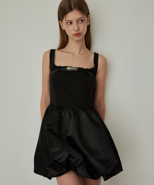 HYBERNAT(ハイバーナット)の「Balloon Mini Dress BLACK(ワンピース・レディース・ブラック・SMALL/MEDIUM)」の2枚目の写真