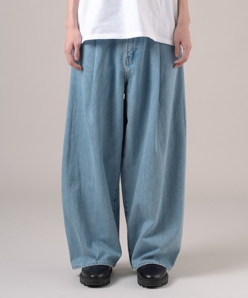 Levi's(リーバイス)の「Levi's/リーバイス BLUETAB(TM) ワイドプリーツ CROP ジーンズ ライトインディゴ(デニムパンツ・メンズ・ライトインディゴブルー・28inch/29inch/30inch/31inch/32inch/33inch/34inch/36inch)」の17枚目の写真