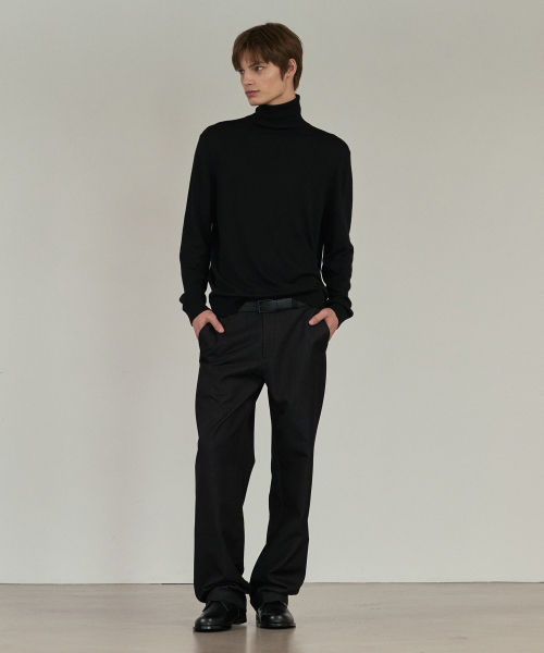 MINDBRIDGE（マインドブリッジ）の「[カシミヤ]タートルネックニット - 2カラー（ニット/セーター・メンズ・ブラック/アイボリー・100/110/95/105）」の3枚目の写真