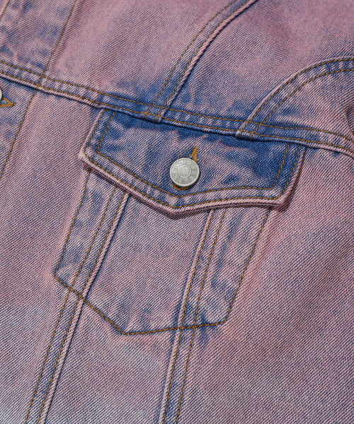 BROWNBREATH(ブラウンブレス)の「GRADATION DENIM JACKET - INDY PINK(デニムジャケット・レディース・その他・L/M/XL)」の2枚目の写真