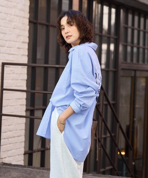 RIVE DROITE（リヴドロワ）の「【インフルエンサーYossshiiii企画】バックロゴワイドシャツ（シャツ/ブラウス・レディース・サックスブルー/ホワイト/ピンク・FREE）」の20枚目の写真