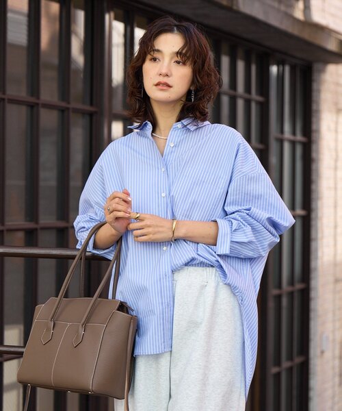 RIVE DROITE（リヴドロワ）の「【インフルエンサーYossshiiii企画】バックロゴワイドシャツ（シャツ/ブラウス・レディース・サックスブルー/ホワイト/ピンク・FREE）」の22枚目の写真