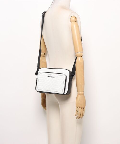 MICHAEL KORS(マイケルコース)の「EW FLIGHT BAG クロスボディ(ショルダーバッグ・メンズ・ホワイト系・FREE)」の5枚目の写真