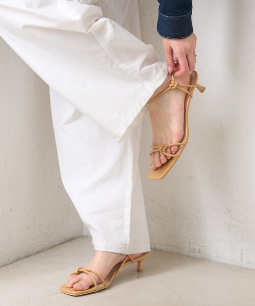 mystic（ミスティック）の「クロスストラップヒールサンダル（サンダル・レディース・シルバー/ベージュ/レッド・37/36/38）」の5枚目の写真