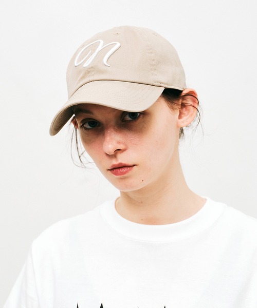 NOISE MAKER（ノイズメーカー）の「クラシックNロゴ立体刺繍キャップ（キャップ・レディース・グレー/ブラック/ベージュ/ホワイト・FREE）」の4枚目の写真