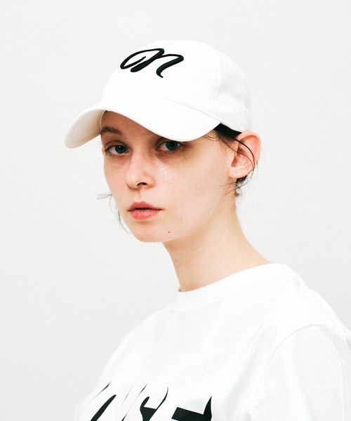 NOISE MAKER（ノイズメーカー）の「クラシックNロゴ立体刺繍キャップ（キャップ・レディース・グレー/ブラック/ベージュ/ホワイト・FREE）」の5枚目の写真