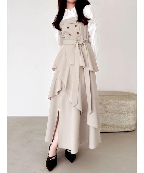 dazzlin(ダズリン)の「アシメフリルシャツレイヤードトレンチワンピース(ワンピース・レディース・ベージュ/チャコールグレー・MEDIUM/SMALL)」の5枚目の写真